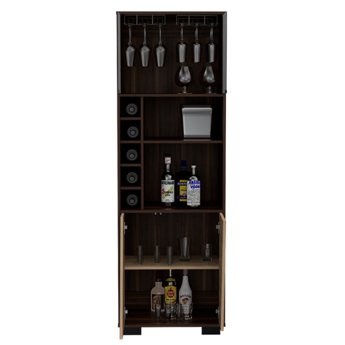 Bar Alto Fraktal, Habano y Miel, con amplio espacio para botellas y portacopas
